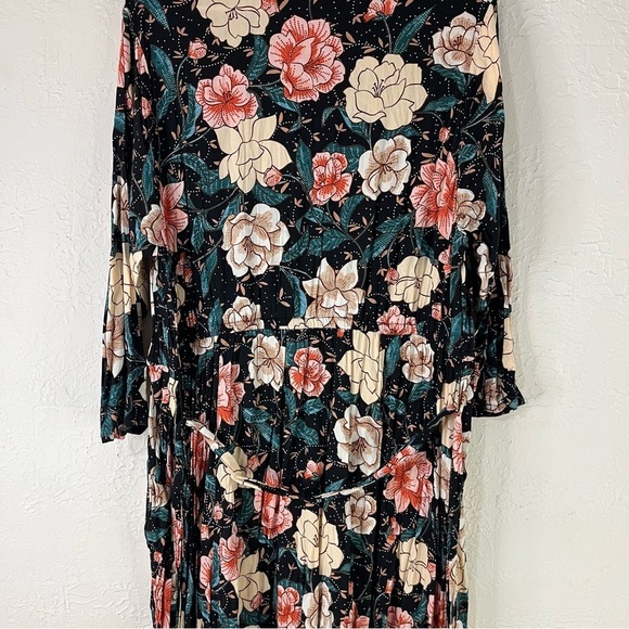 Torrid Floral Midi Challis Shirt Dress in Black - Picture 12 of 15